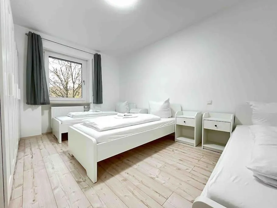 Lap101 - Grosse Moderne Monteurwohnung Uebergangswohnung Lappersdorf  0*, Lappersdorf (Regensburg)