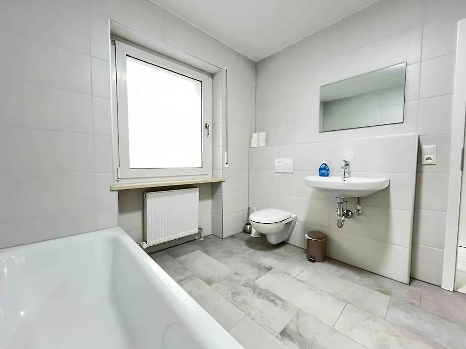 Lap101 - Grosse Moderne Monteurwohnung Uebergangswohnung Lappersdorf  Apartment Lappersdorf (Regensburg)